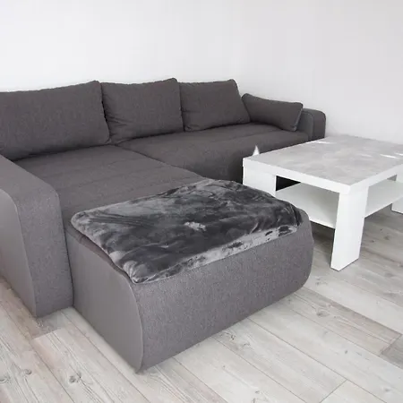 Nettes In Hartmannsdorf Mit Garten, Terrasse Und Grill